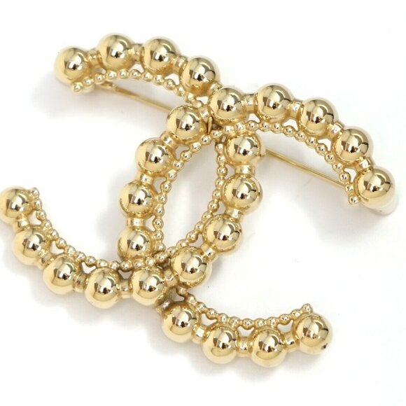 CHANEL CC Logos Vintage Brooch Gold Tone L22C Pin Auth w/Box n1149 - Picture 7 of 15